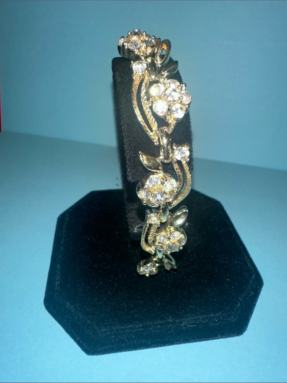 Lisner Rhinestone Bracelet - Picture 3 of 6